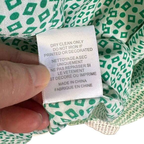 Equipment 100% Silk Green Black Geometric Print Long Sleeve Button Down - Large - Picture 9 of 9